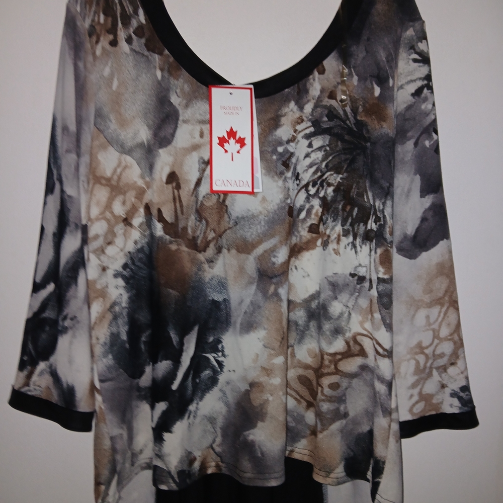 Chic Abstract Women's Blouse